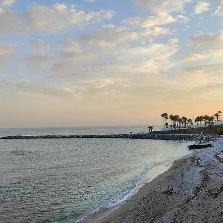 El Pensador, Luxe Aan Golfbaan شقة